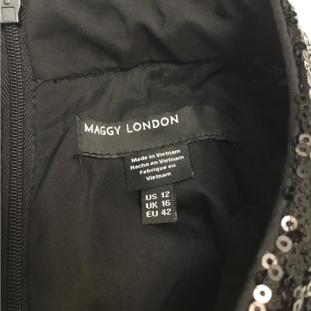 Maggy London Black Sequin Backless Dress - Picture 12 of 15
